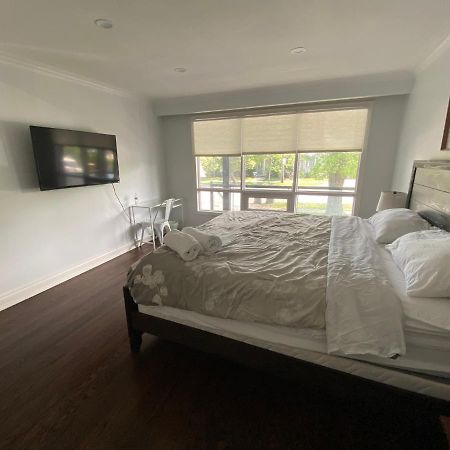 Yonge And Finch Subway !L Spacious & Bright Private Bedroom With Shared Amenties Toronto Luaran gambar