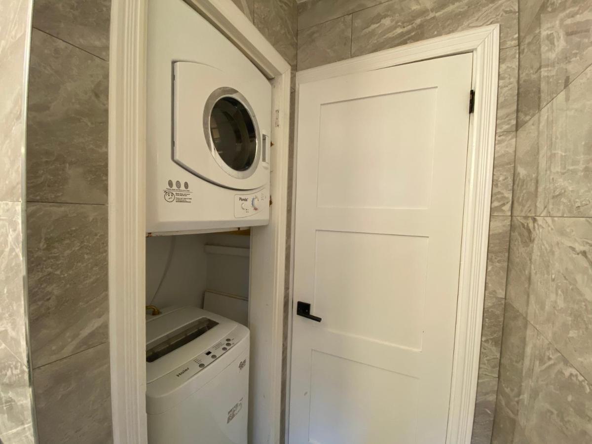 Yonge And Finch Subway !L Spacious & Bright Private Bedroom With Shared Amenties Toronto Luaran gambar